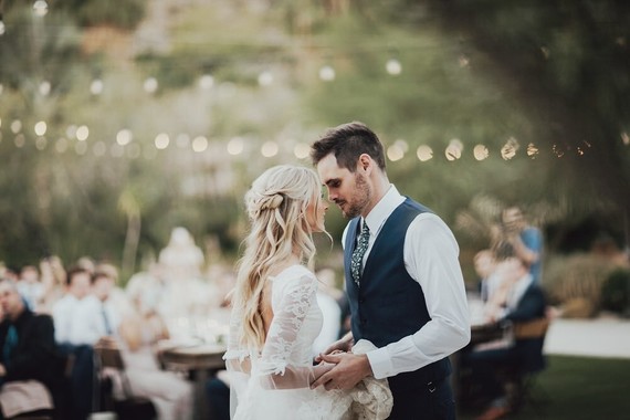 Tropical earth tone Palm Springs wedding at Colony 29