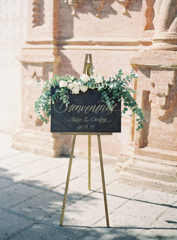 Romantic summer destination wedding in the Spanish countryside