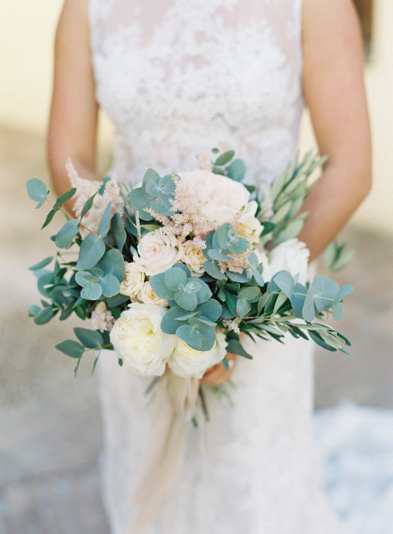 Romantic summer destination wedding in the Spanish countryside