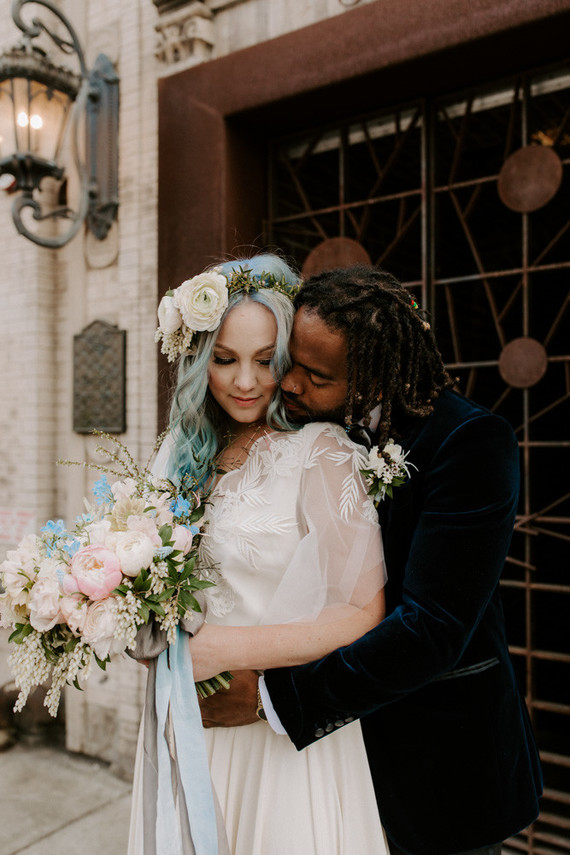 Whimsical indie wedding in Brooklyn at Diety
