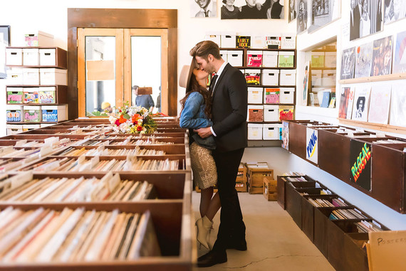 Stylish Detroit engagement photos