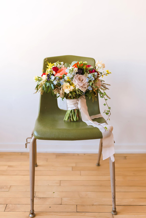 Stylish Detroit engagement photos