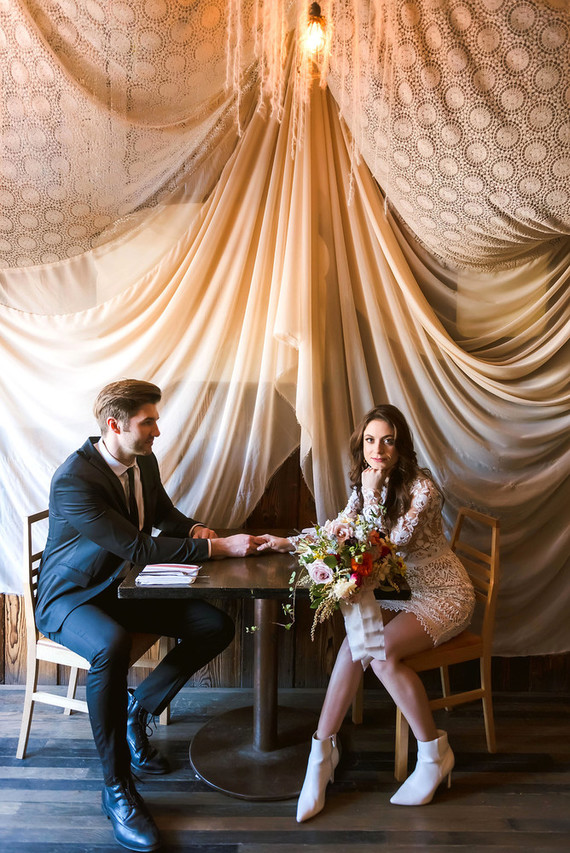 Stylish Detroit engagement photos