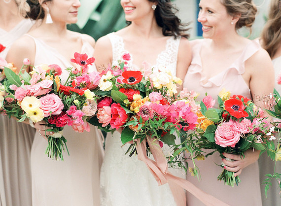 Colorful spring Texas wedding with Mexican details