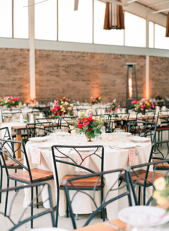 Colorful spring Texas wedding with Mexican details