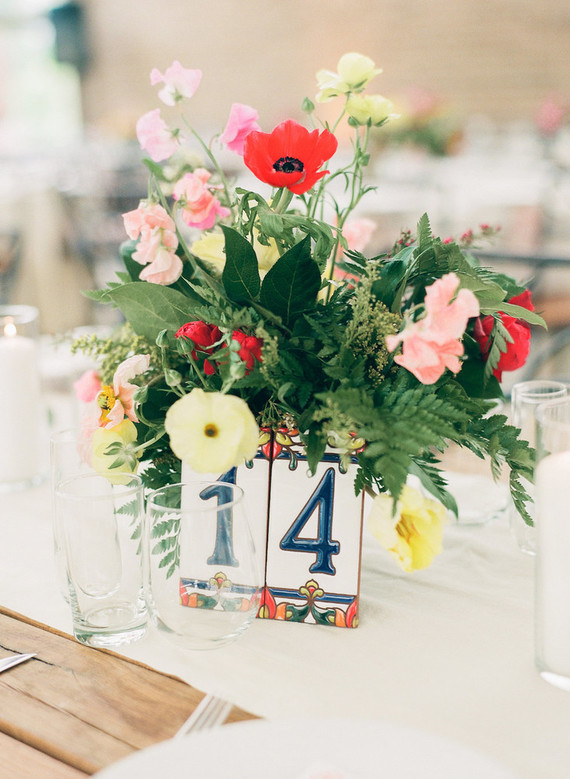 Colorful spring Texas wedding with Mexican details