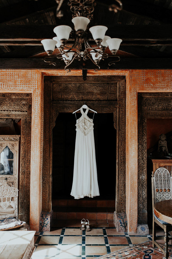 DIY desert wedding at Le Haute Desert Aerie in Pioneertown