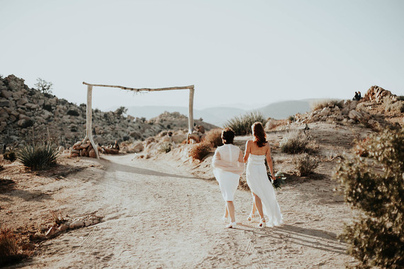 DIY desert wedding at Le Haute Desert Aerie in Pioneertown