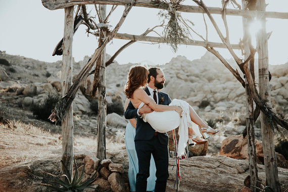 DIY desert wedding at Le Haute Desert Aerie in Pioneertown