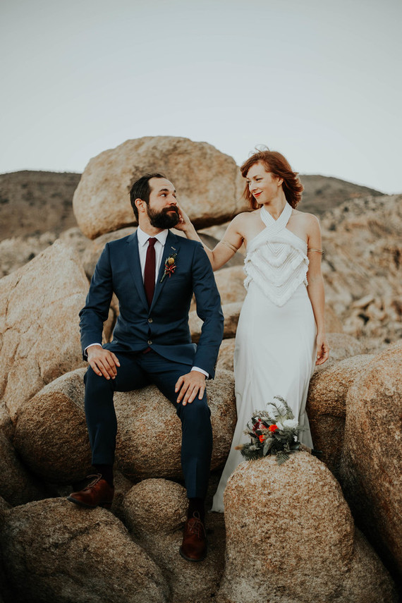 DIY desert wedding at Le Haute Desert Aerie in Pioneertown