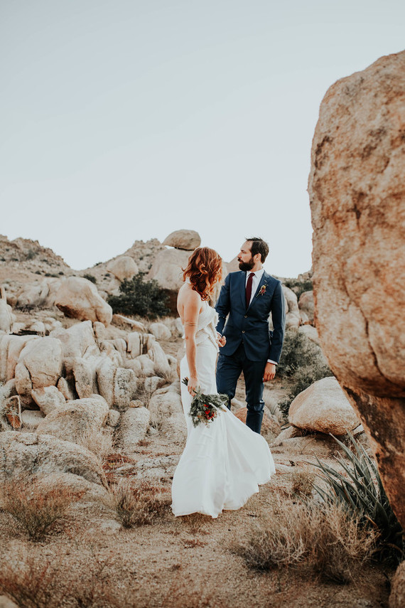 DIY desert wedding at Le Haute Desert Aerie in Pioneertown