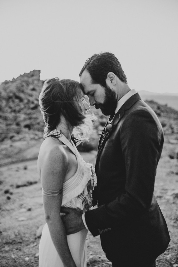 DIY desert wedding at Le Haute Desert Aerie in Pioneertown