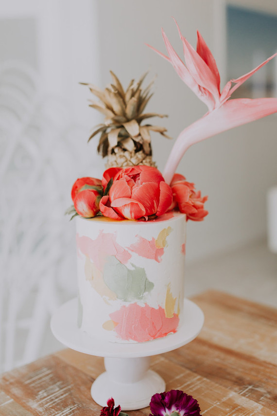 Tropical bachelorette party ideas in Palm Springs