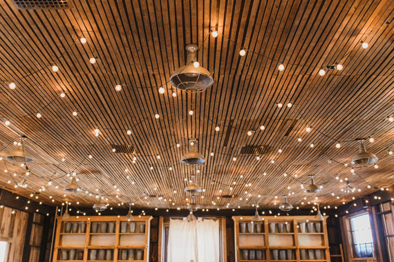 Rustic modern Jewish wedding at Terrain