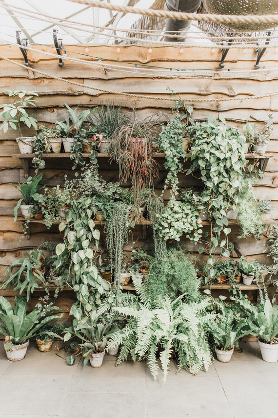 Rustic modern Jewish wedding at Terrain