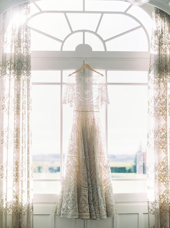 Moody romantic burgundy wedding ideas in France