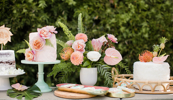 Modern Moana pool party from Beijos Events