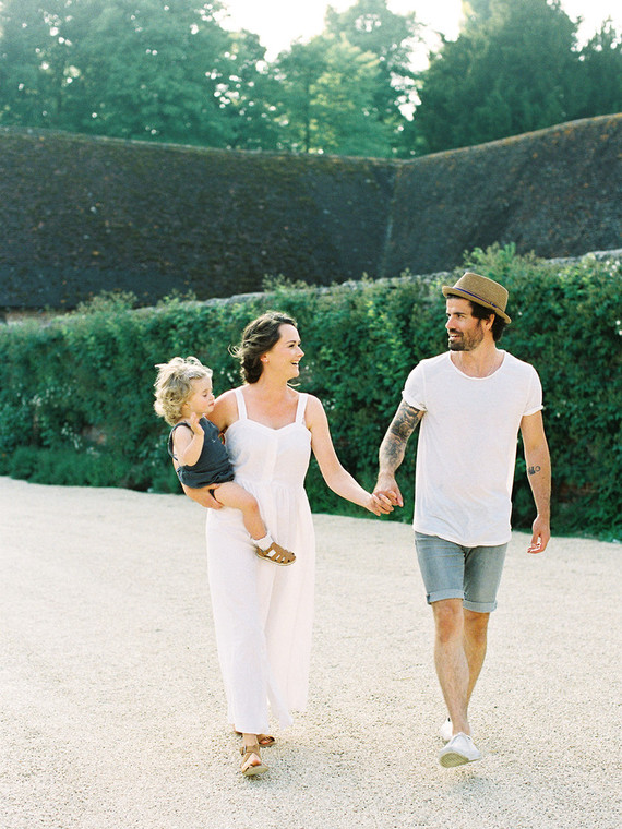Family photos in the English Countryside by Jen Huang