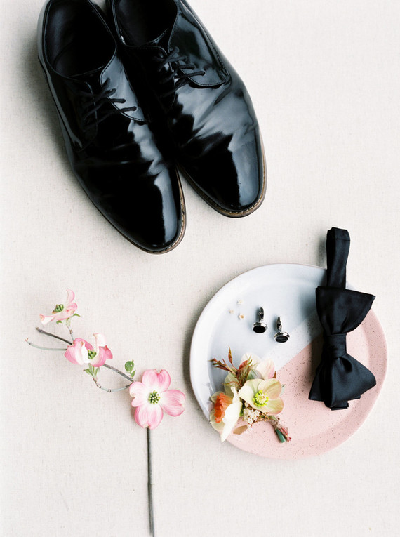 On trend now, a tamarind and pink wedding editorial in Sonoma CA