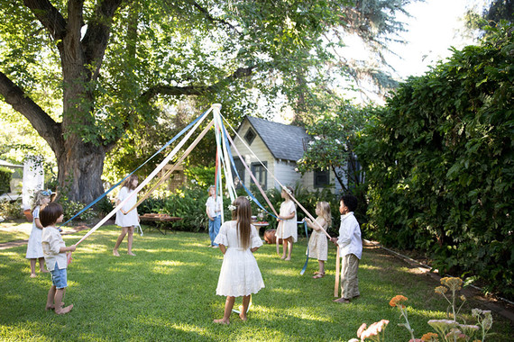 A midsummer garden party + YEAH rentals kids launch! Inspiration