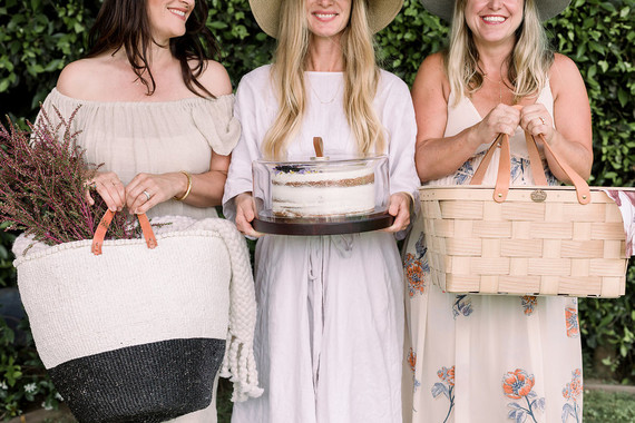 The perfect easy summer picnic with Crate and Barrel + 100 Layer Cake Inspiration
