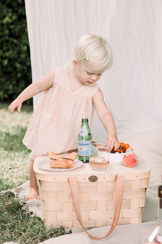 The perfect easy summer picnic with Crate and Barrel + 100 Layer Cake Inspiration