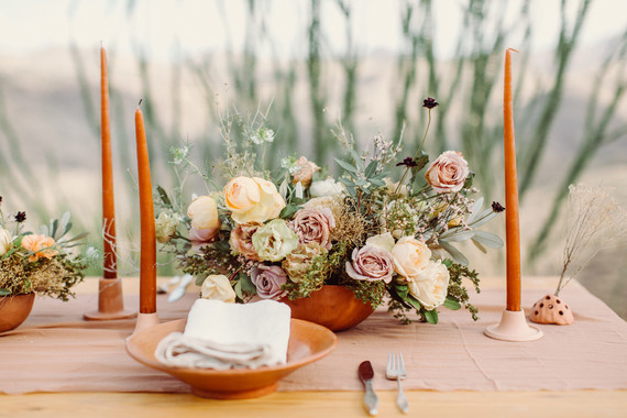 West Pinto terracotta inspired wedding editorial in West Texas