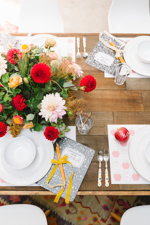 Modern back-to-school party from Beijos Events Inspiration
