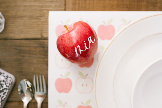 Modern back-to-school party from Beijos Events Inspiration