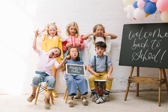 Modern back-to-school party from Beijos Events