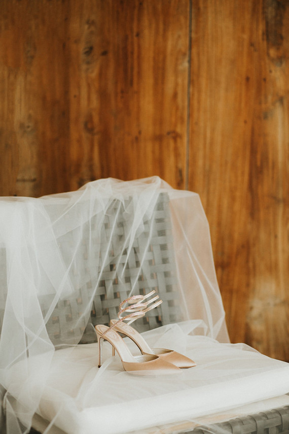 Elegant, romantic white + green wedding at Khayangan Estate in Bali