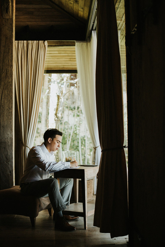 Elegant, romantic white + green wedding at Khayangan Estate in Bali