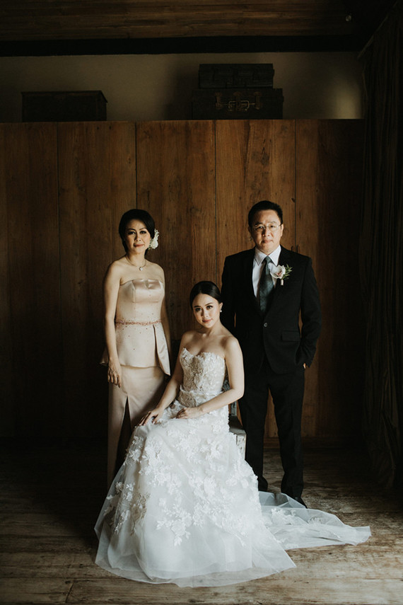 Elegant, romantic white + green wedding at Khayangan Estate in Bali