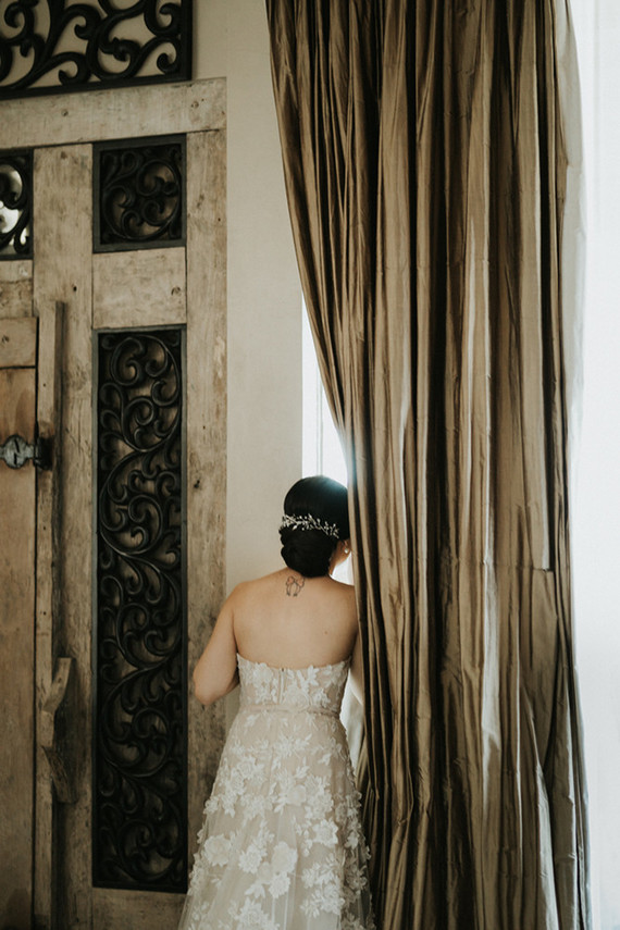 Elegant, romantic white + green wedding at Khayangan Estate in Bali