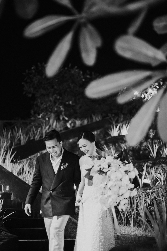 Elegant, romantic white + green wedding at Khayangan Estate in Bali