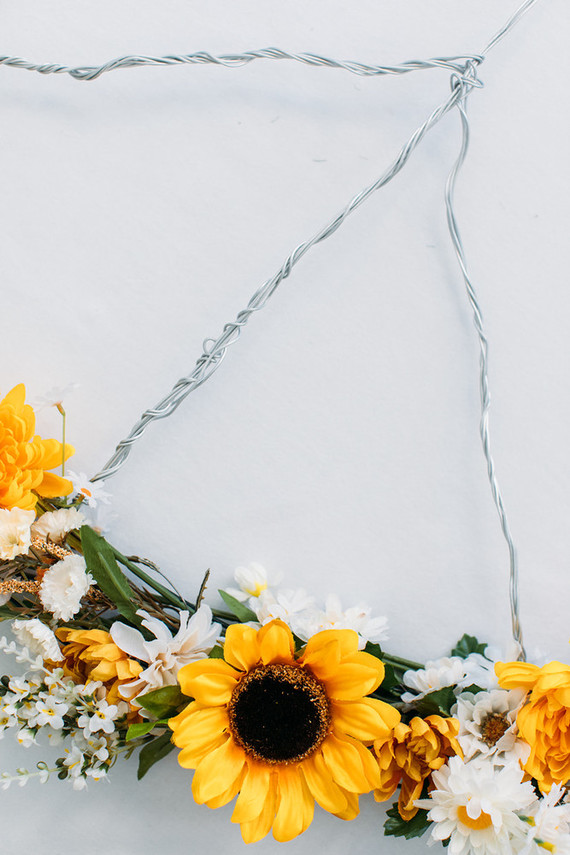 DIY peace sign wreath