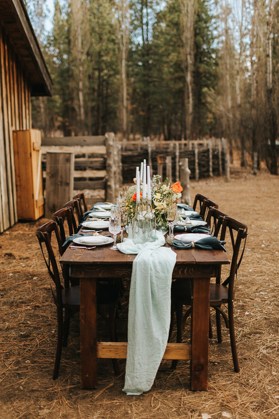 Intimate, rustic summer wedding ideas at The High Desert Museum in Bend, OR