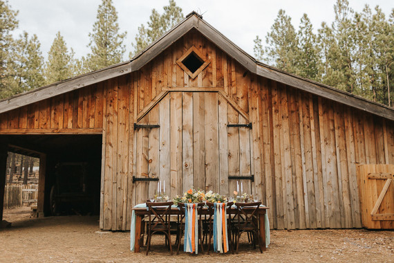 Intimate, rustic summer wedding ideas at The High Desert Museum in Bend, OR