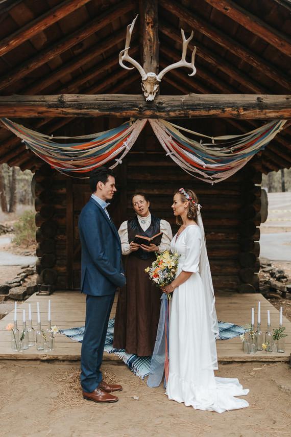 Intimate, rustic summer wedding ideas at The High Desert Museum in Bend, OR