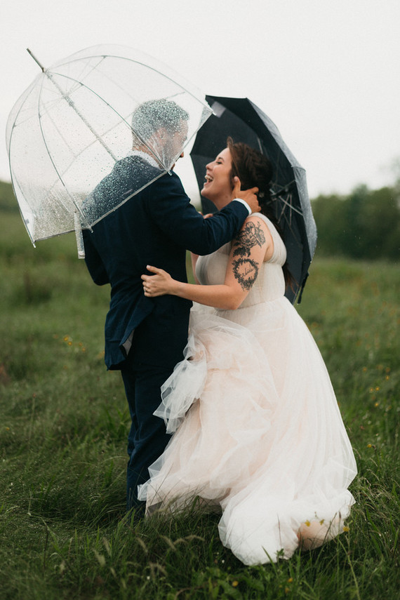 How to plan the perfect low-key elopement + a beautiful one at Max Patch in North Carolina