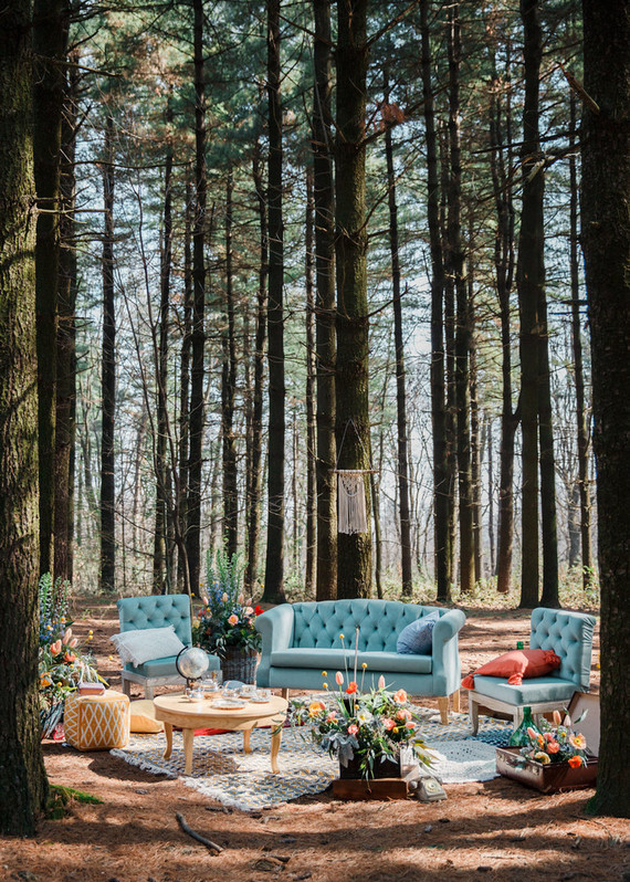 Whimsical woodland floral wedding inspiration with macrame details