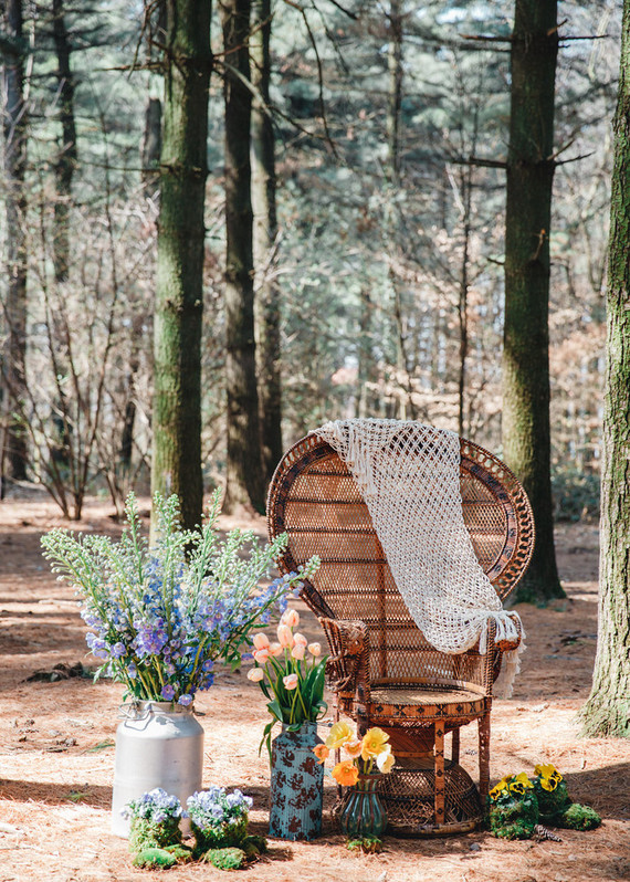 Whimsical woodland floral wedding inspiration with macrame details