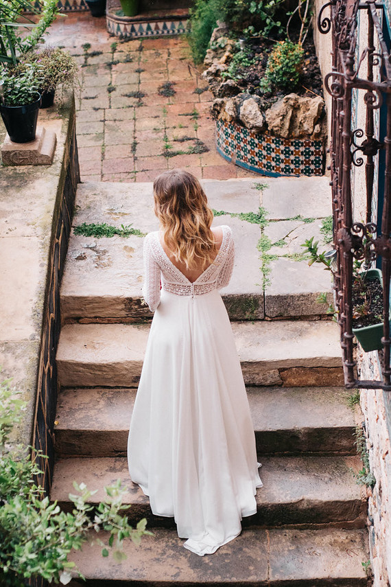 Elegant spanish wedding ideas at Castell de Riudabella in Spain