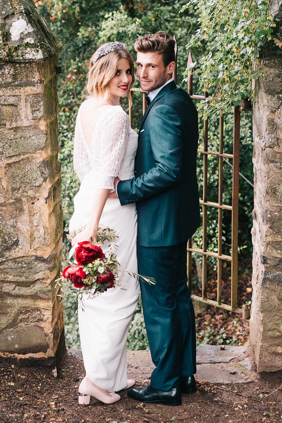 Elegant spanish wedding ideas at Castell de Riudabella in Spain