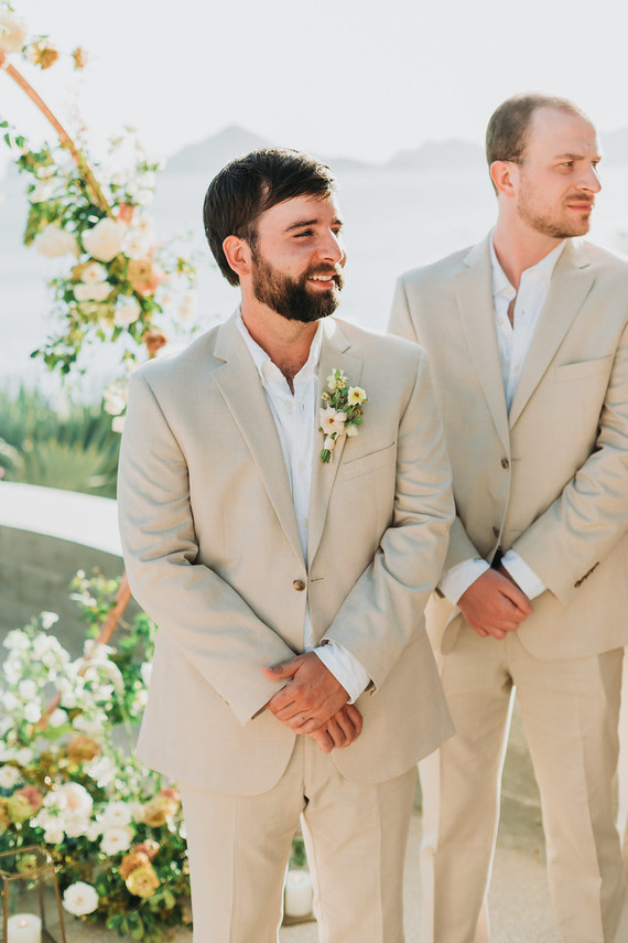 Romantic Cabo wedding at the Cape Hotel