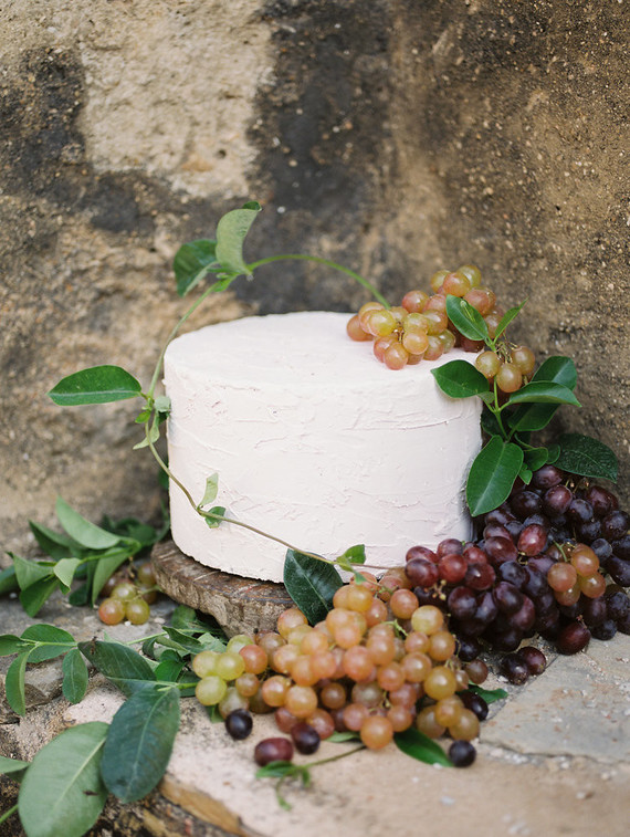 Elegant, fall Spanish inspired wedding at Mission San Jose in San Antonio Texas