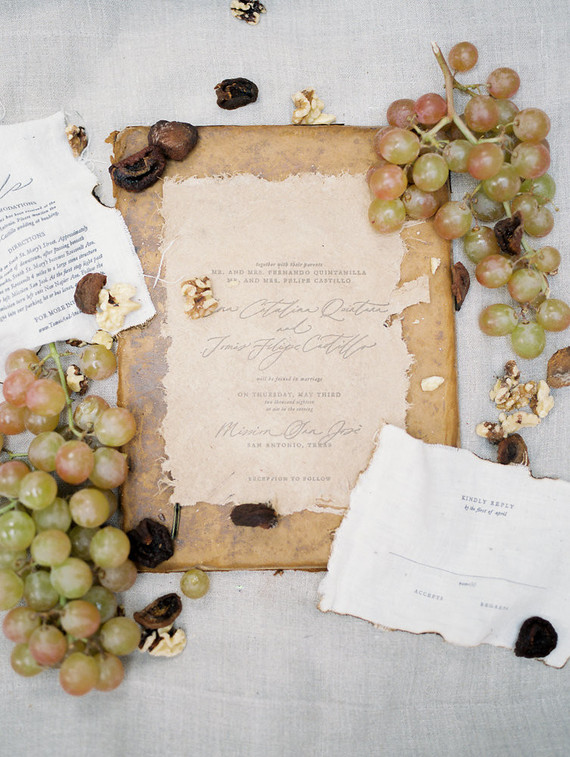 Elegant, fall Spanish inspired wedding at Mission San Jose in San Antonio Texas