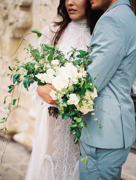 Elegant, fall Spanish inspired wedding at Mission San Jose in San Antonio Texas