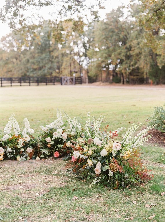 Gorgeous fine art fall wedding at the White Sparrow Barn in Dallas