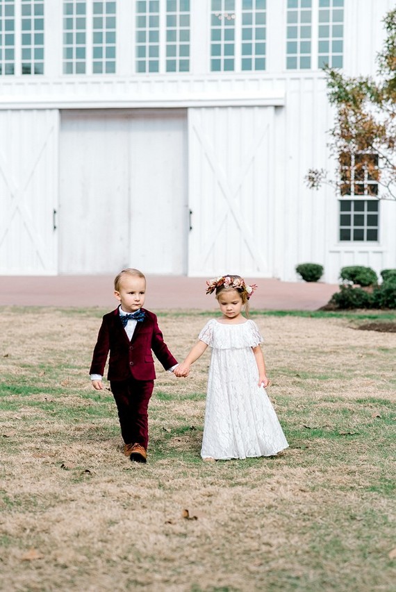 Gorgeous fine art fall wedding at the White Sparrow Barn in Dallas